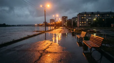Обои / Night Embankment